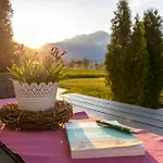 Bed & Breakfast Toblaten 3*