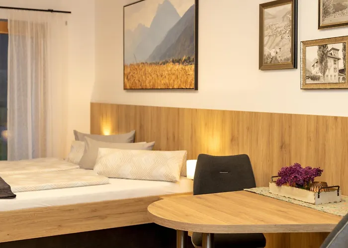 Frühstückspension Toblaten 3*